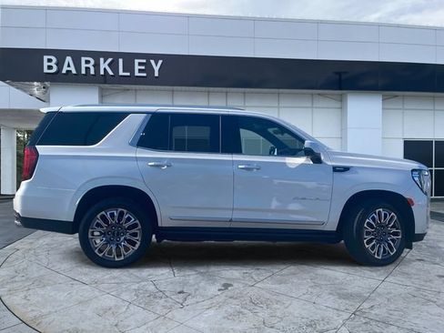 Used 2024 GMC Yukon Denali w/ Max Trailering Package AWD/4WD image 2