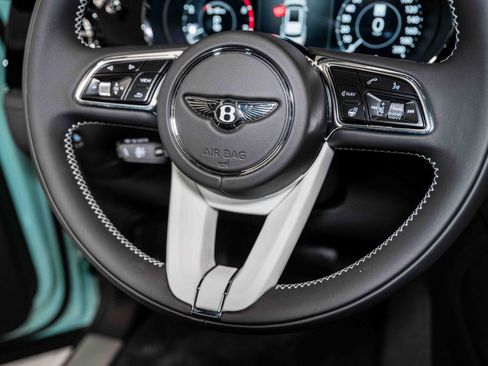 Used 2024 Bentley Bentayga S V8 image 41