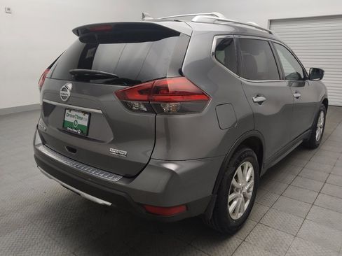 Used 2019 Nissan Rogue S w/ Special Edition Package FWD image 9