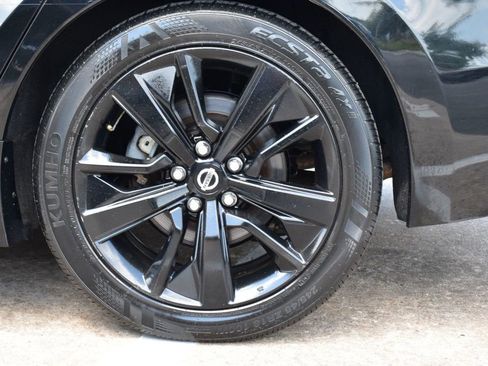 Used 2019 Nissan Maxima 3.5 SL image 11