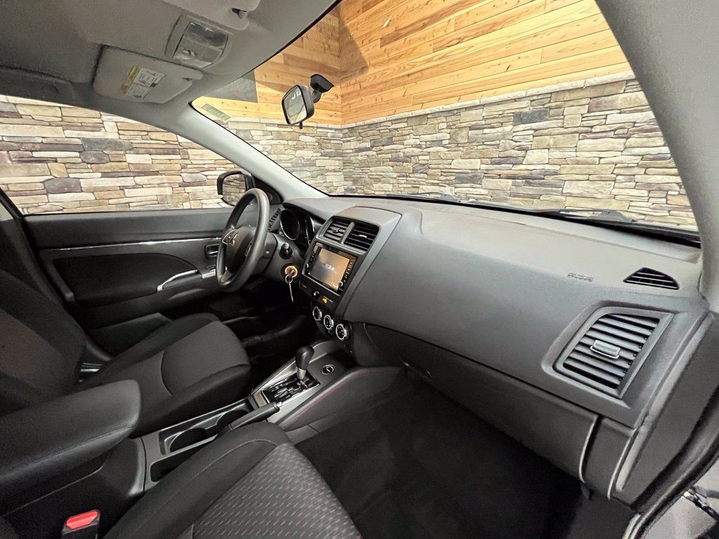 Used 2019 Mitsubishi Outlander Sport ES AWD/4WD image 26
