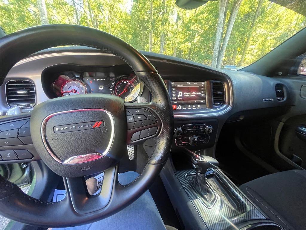 Used 2020 Dodge Charger R/T w/ Blacktop Package RWD image 17