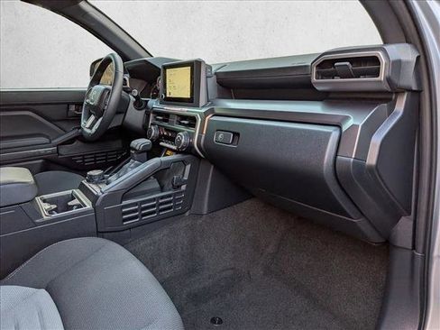 Certified 2025 Toyota 4Runner TRD Off-Road image 19