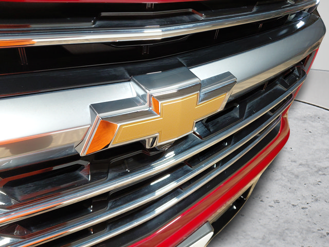 Used 2026 Chevrolet Traverse High Country w/ LPO, Floor Liner Package AWD/4WD image 12