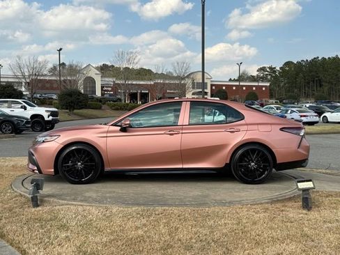 Used 2022 Toyota Camry XSE w/ Cold Weather Package image 4