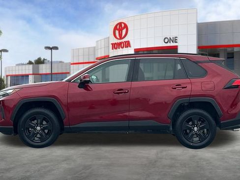 Used 2023 Toyota RAV4 XLE w/ Convenience Package FWD image 9