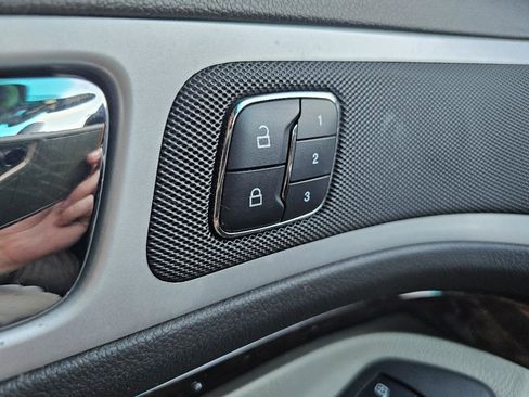 Used 2015 Ford Explorer Limited w/ Equipment Group 302A FWD image 49