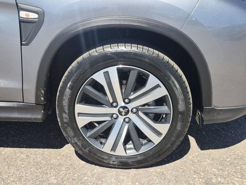 Used 2024 Mitsubishi Outlander Sport SE AWD/4WD image 17