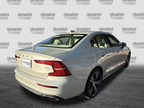 Used 2020 Volvo S60 T5 Inscription w/ Protection Package FWD image 9