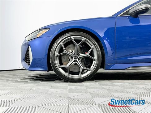 Used 2025 Audi RS 6 performance image 47