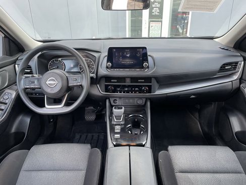 Certified 2024 Nissan Rogue SV image 11