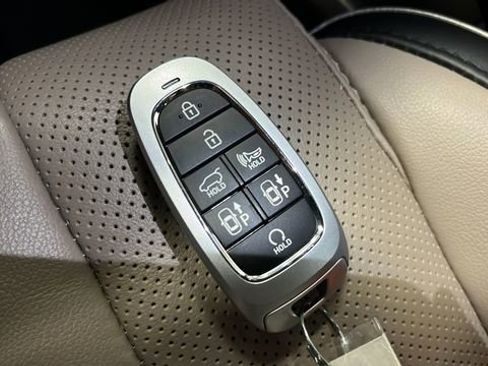 Used 2023 Hyundai Santa Fe Limited w/ Cargo Package image 44