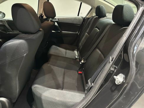 Used 2013 MAZDA MAZDA3 i Touring image 18