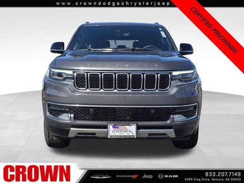 Certified 2024 Jeep Wagoneer L Series III w/ Flexible Seating Group image 2