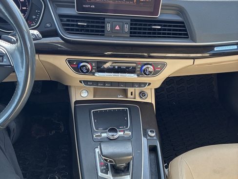 Used 2018 Audi Q5 2.0T Premium Plus w/ Premium Plus Package image 18