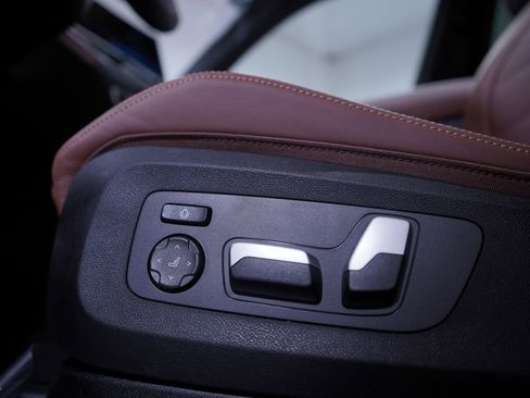 New 2026 BMW X5 xDrive40i w/ M Sport Package image 12