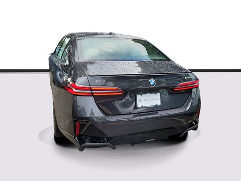 New 2027 BMW 540i xDrive w/ M Sport Package AWD/4WD image 3