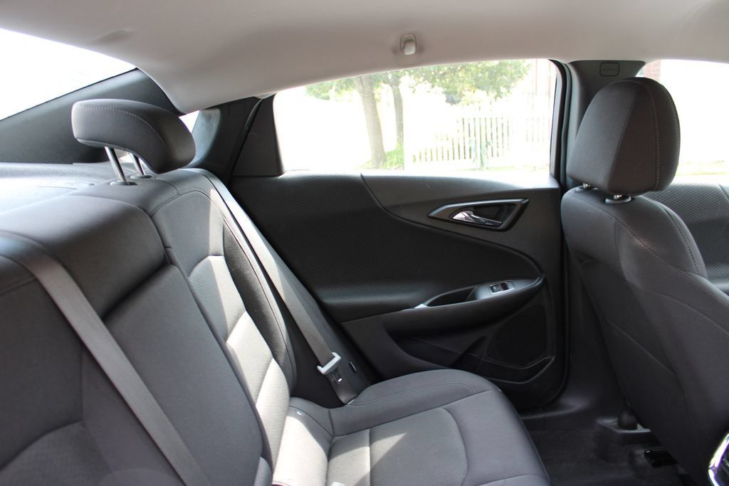 Used 2024 Chevrolet Malibu LT FWD image 22