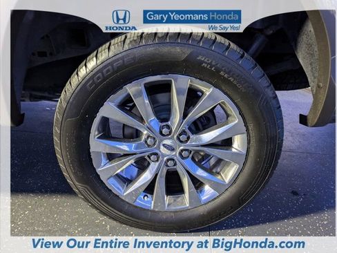 Used 2017 Ford F150 Lariat w/ Equipment Group 502A Luxury image 12