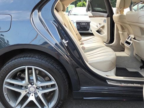Used 2015 Mercedes-Benz S 550 4MATIC Sedan image 51