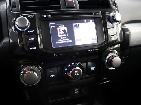 Used 2018 Toyota 4Runner TRD Pro AWD/4WD image 13