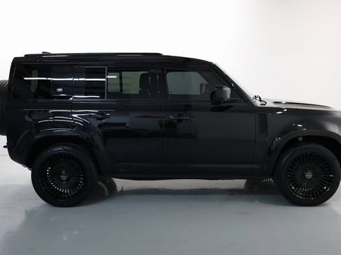Used 2023 Land Rover Defender 110 SE image 62