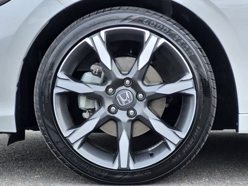 Used 2025 Honda Civic Sport Touring image 7