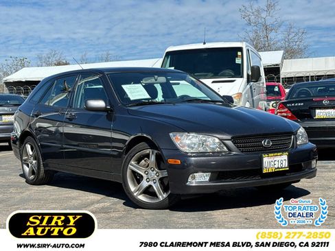 Used 2002 Lexus IS 300 SportCross RWD image 1