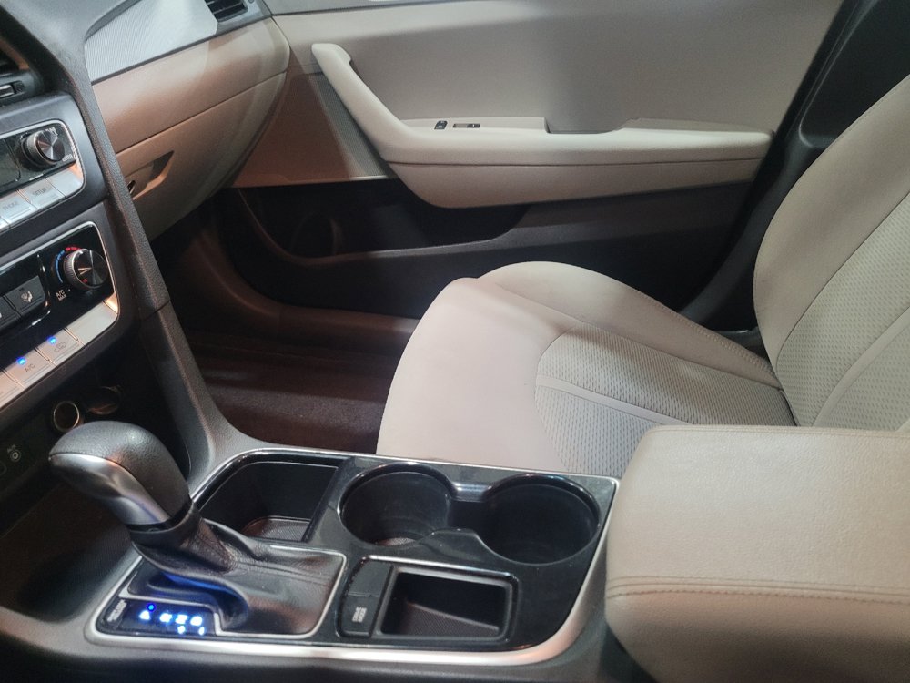 Used 2019 Hyundai Sonata SE FWD image 26