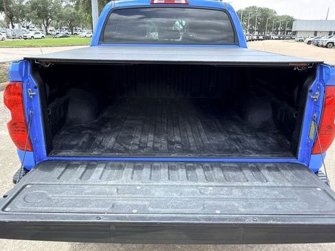 Used 2020 Toyota Tundra SR5 w/ SR5 Leather Package RWD image 12