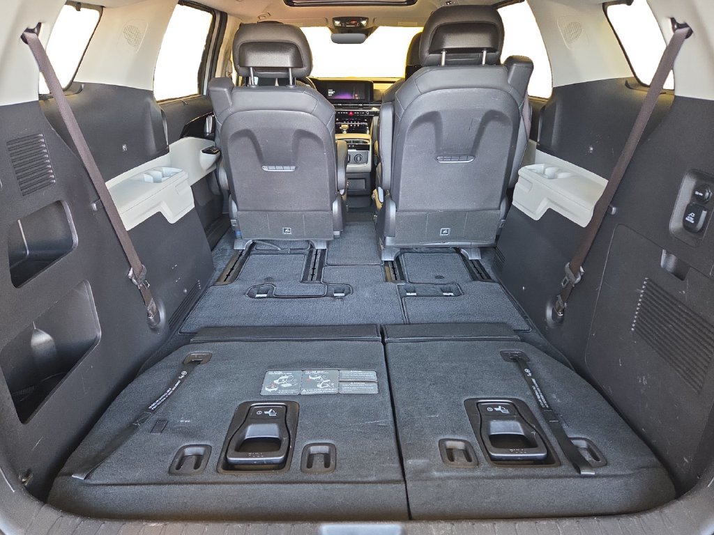 Used 2023 Kia Carnival SX Prestige FWD image 30