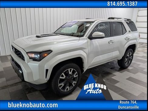 Used 2025 Toyota 4Runner TRD Sport image 1