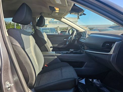 Used 2021 Nissan Rogue SV AWD/4WD image 10