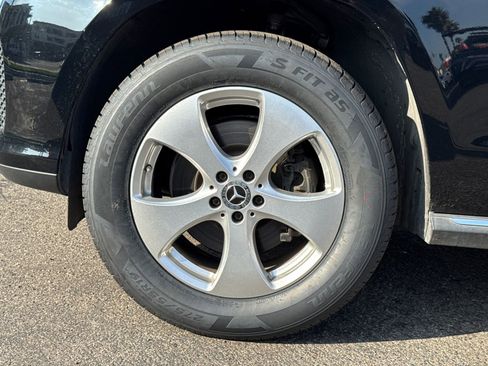 Used 2018 Mercedes-Benz GLS 450 GLS 450 w/ Premium Package image 4