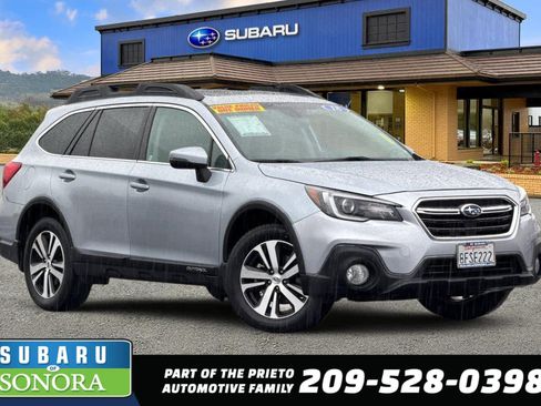 Used 2018 Subaru Outback 3.6R Limited AWD/4WD image 1