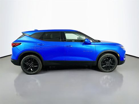 New 2025 Chevrolet Blazer LT w/ Driver Confidence Package image 8