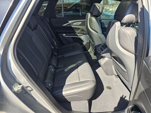 Used 2025 Cadillac Lyriq Luxury w/ LPO, Floor Liner Package AWD/4WD image 12