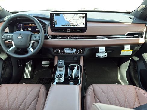 New 2026 Mitsubishi Outlander SEL AWD/4WD image 21