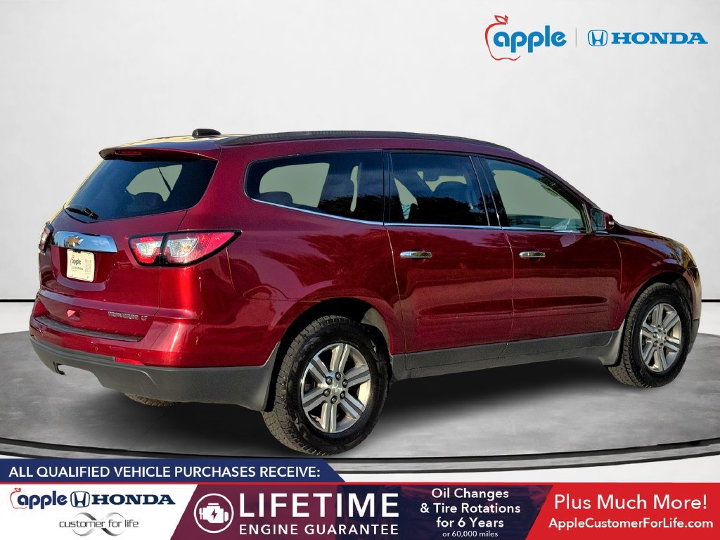 Used 2016 Chevrolet Traverse LT FWD image 3