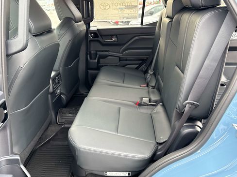 New 2026 Toyota 4Runner Limited image 12