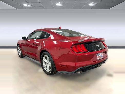 Used 2023 Ford Mustang Coupe image 3