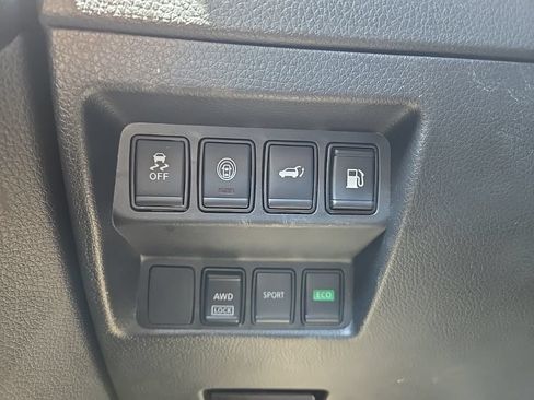 Used 2020 Nissan Rogue SV AWD/4WD image 20