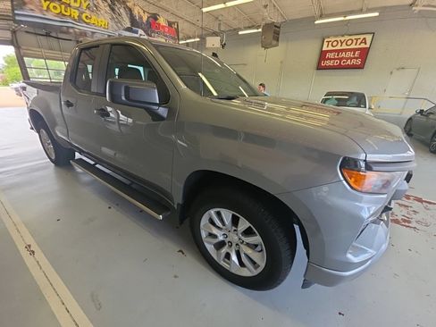Used 2024 Chevrolet Silverado 1500 Custom RWD image 3