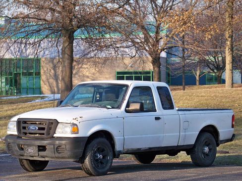 Used 2011 Ford Ranger XL image 5