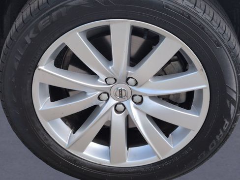 Used 2017 Volvo XC90 T5 Momentum w/ Vision Package FWD image 36