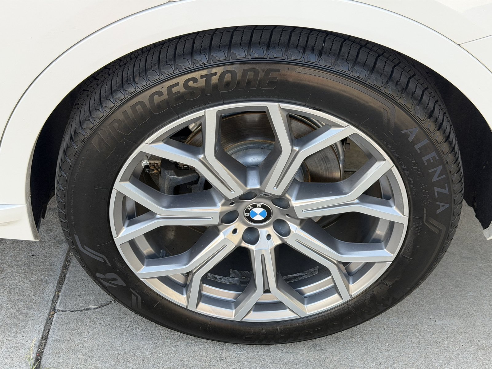 Used 2019 BMW X7 xDrive40i w/ Luxury Seating Package AWD/4WD image 10