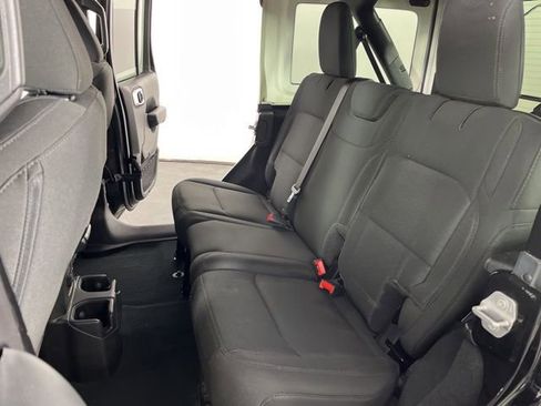 Used 2023 Jeep Wrangler Willys image 38