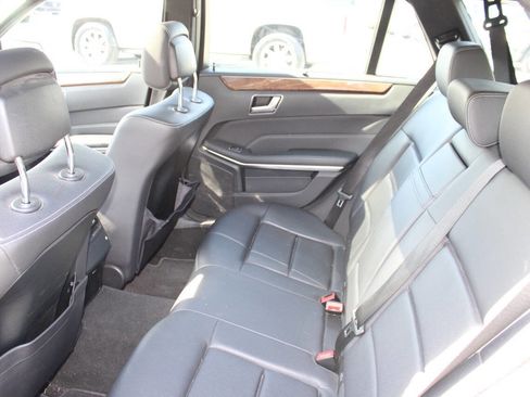 Used 2014 Mercedes-Benz E 350 4MATIC Wagon image 20
