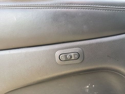 Used 2018 Jeep Grand Cherokee Limited image 11