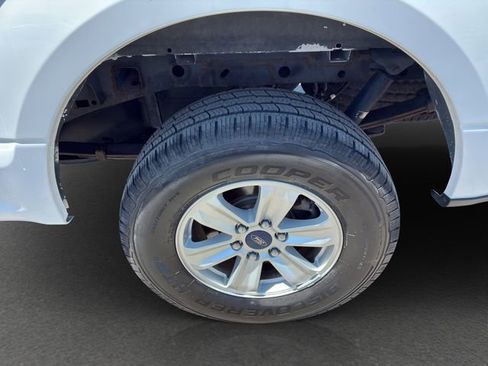 Used 2018 Ford F150 XLT w/ Equipment Group 301A Mid AWD/4WD image 11